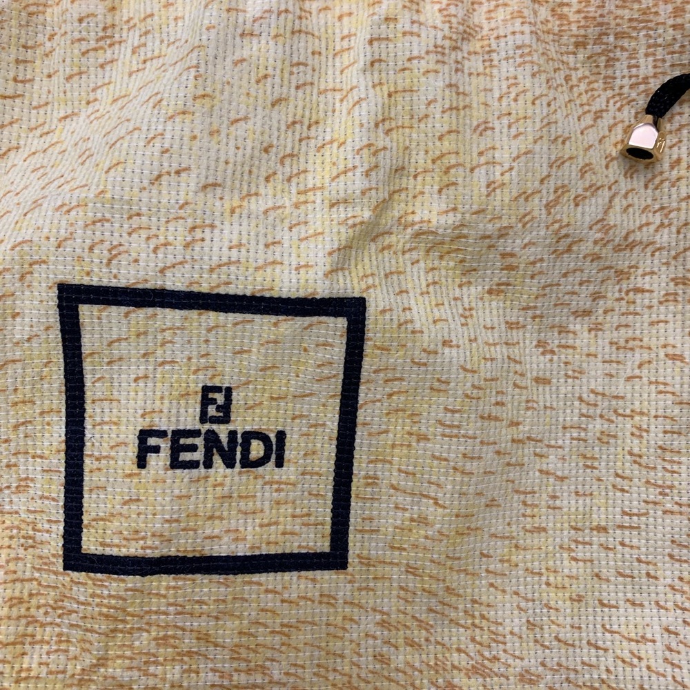 Authentic Fendi mini crossbody bag - Picture 10 of 13